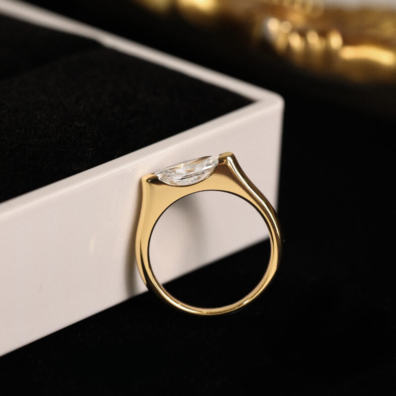Gold Marquise-Cut Ring - Image 3