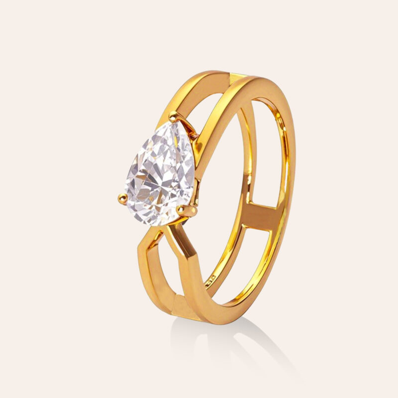 Gold Pear-Cut Ring
